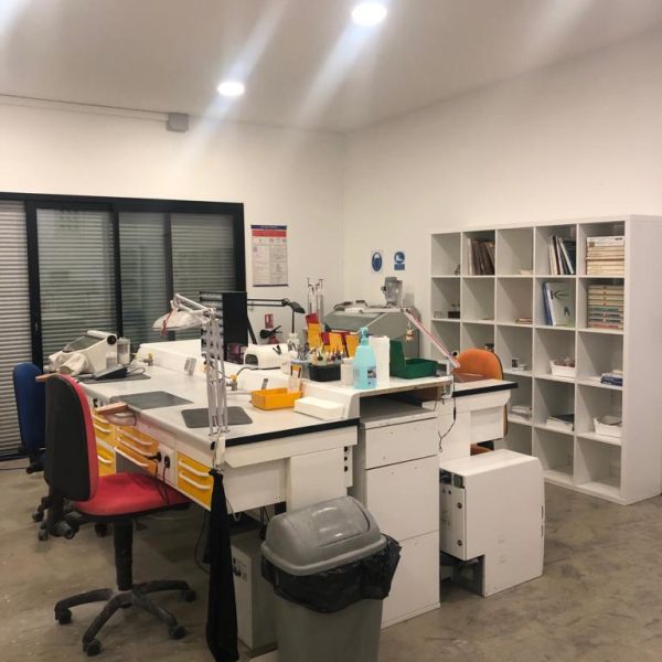 etabli de fabrication